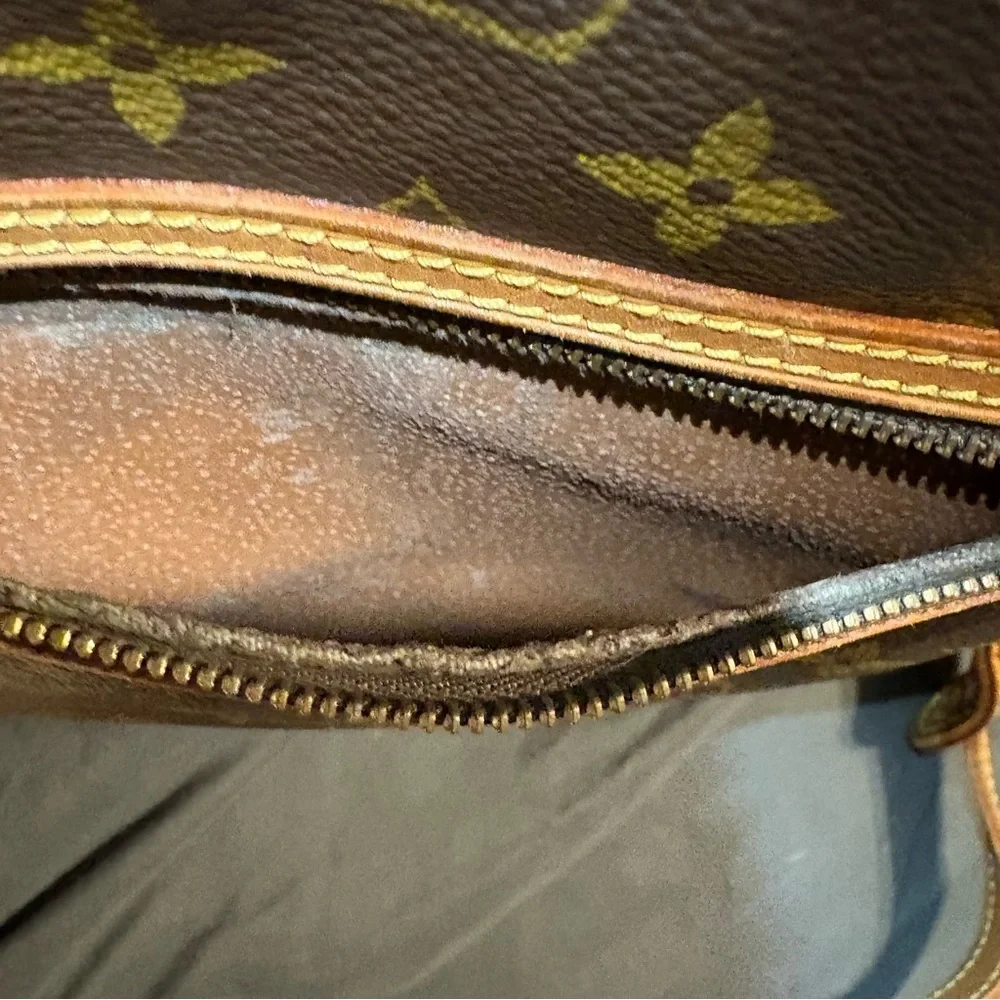 Louis Vuitton Monogram Senlis shoulder-Crossbody bag vintage w/authentication